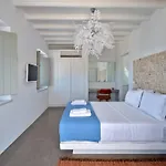 La Vitalite Luxury In Paros * Angairiá