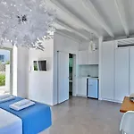 La Vitalite Luxury In Paros Willa Angairiá