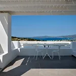 La Vitalite Luxury In Paros Angairiá